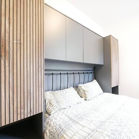 Newly Refurbished 2 Bed Apartment In Paddington Londýn Exteriér fotografie