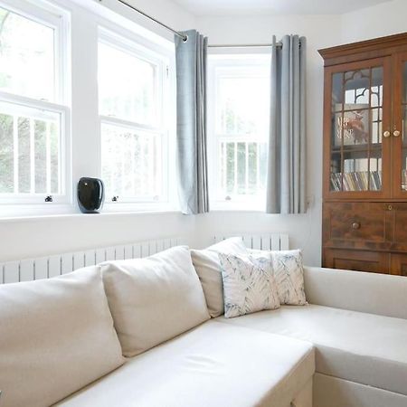 Newly Refurbished 2 Bed Apartment In Paddington Londýn Exteriér fotografie
