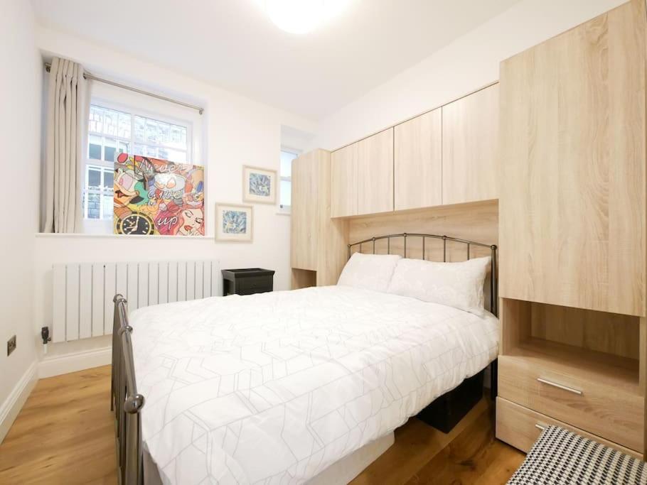 Newly Refurbished 2 Bed Apartment In Paddington Londýn Exteriér fotografie
